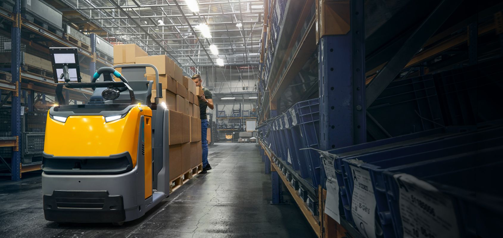 Low level order pickers