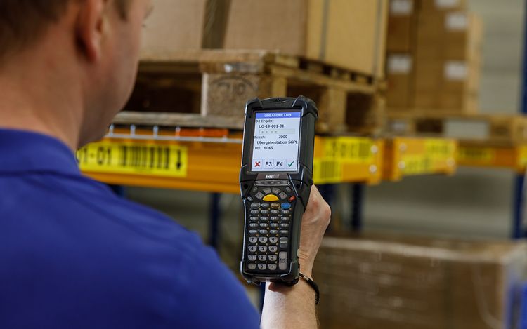 A mobile workstation allows flexible operation of the WMS Series 2